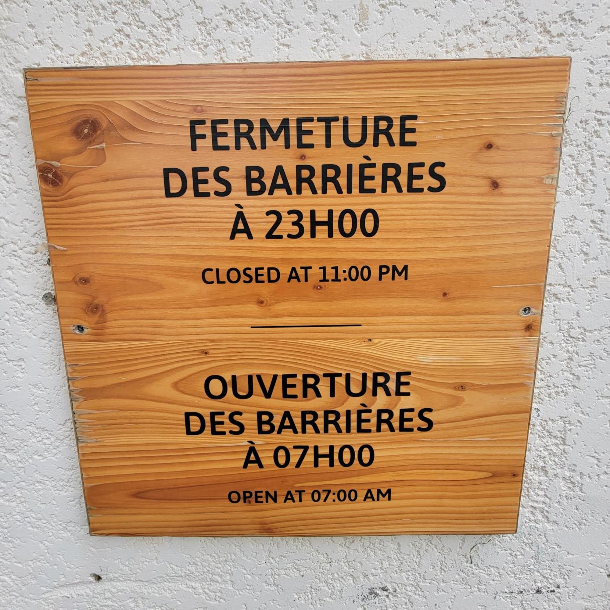 Mobilhome Au Camping Les Salins De La Gardiole Ex Camping Europe Vic-la-Gardiole Exterior photo